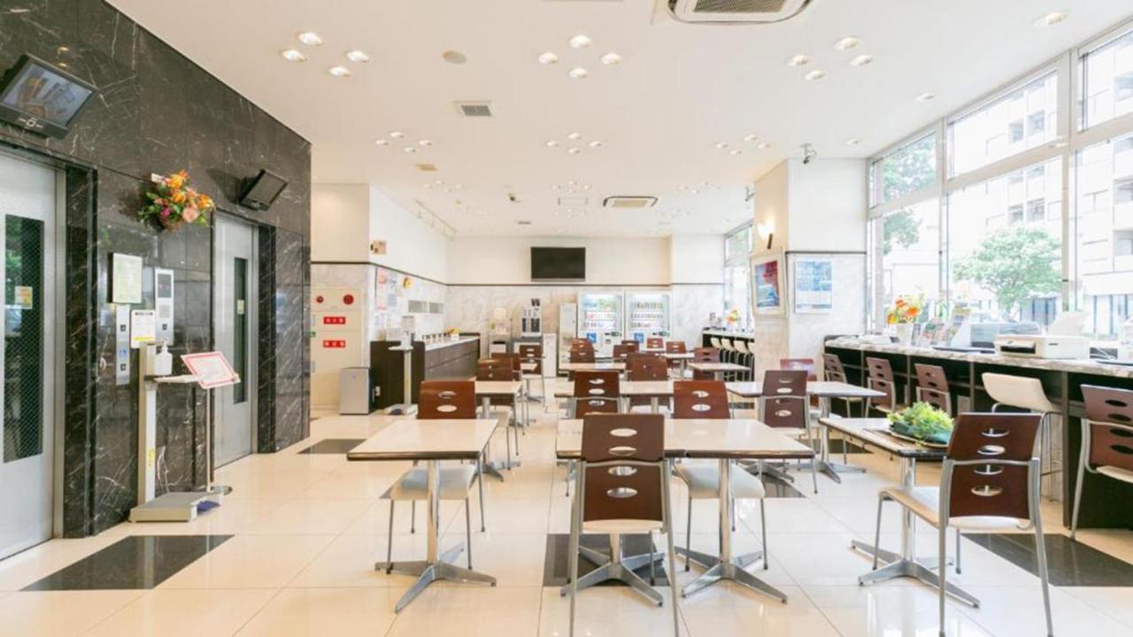 Toyoko Inn Kintetsu Yokkaichi Eki Kita Guchi Esterno foto