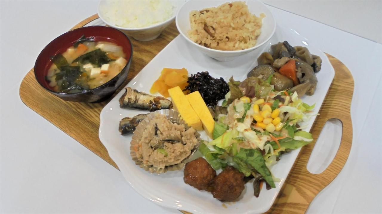 Toyoko Inn Kintetsu Yokkaichi Eki Kita Guchi Esterno foto