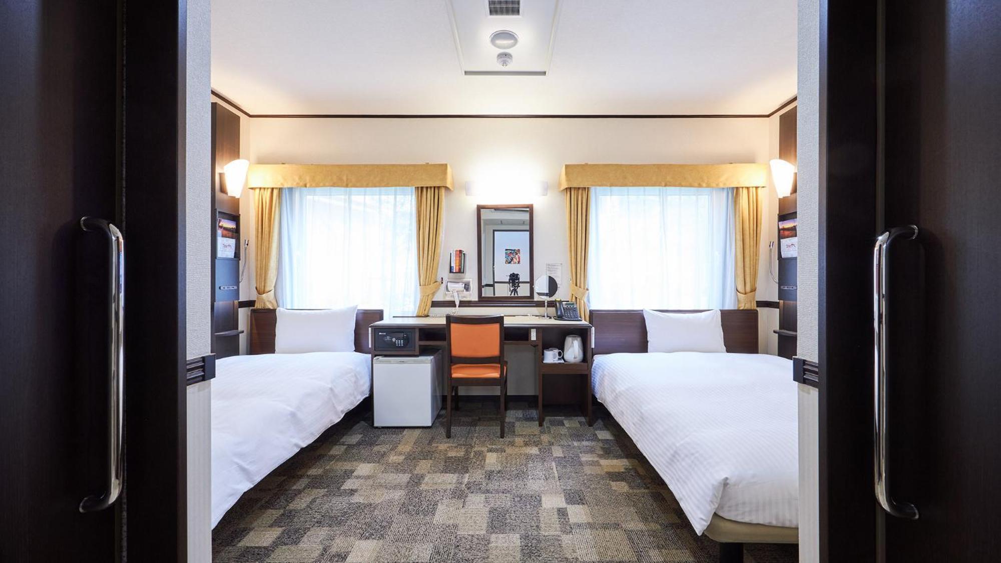 Toyoko Inn Kintetsu Yokkaichi Eki Kita Guchi Esterno foto